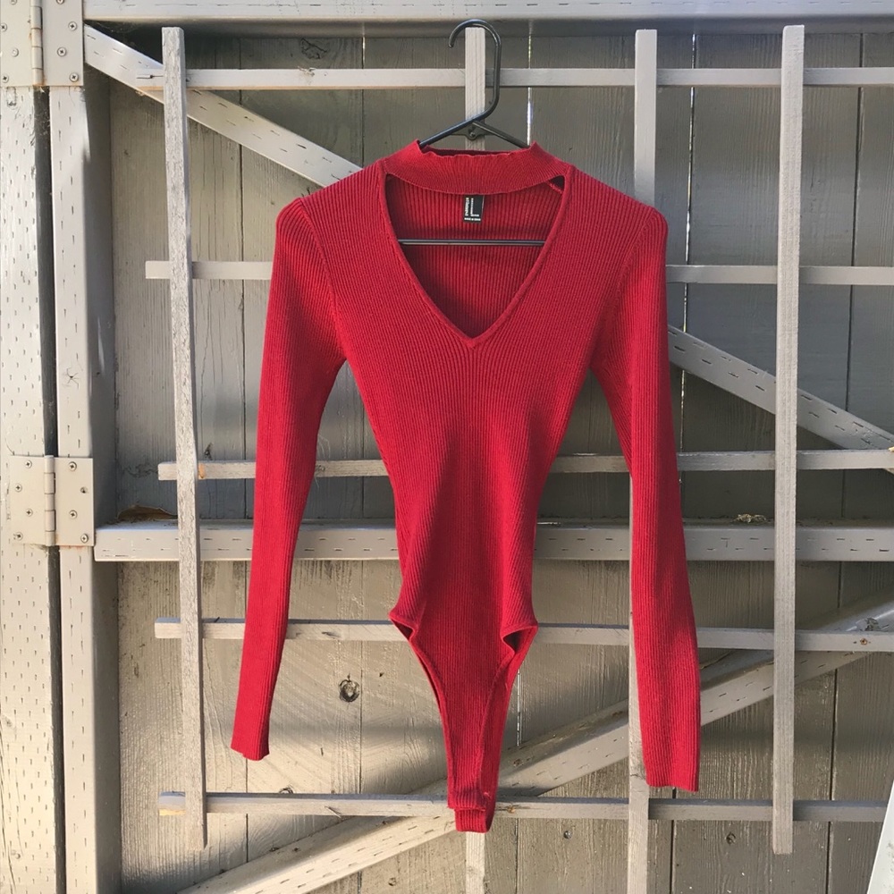 Red chocker neck bodysuit